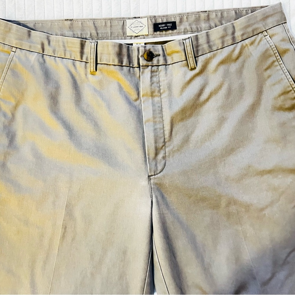 St. John's Bay Worry Free Pant Mens 44x30 Relaxed Fit green olive Pants